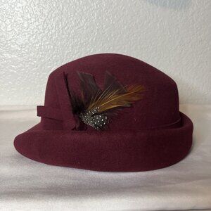 Vintage De Lux Crushable Felt Hat 100% Wool Hat W/Feathers And Box Movie Prop
